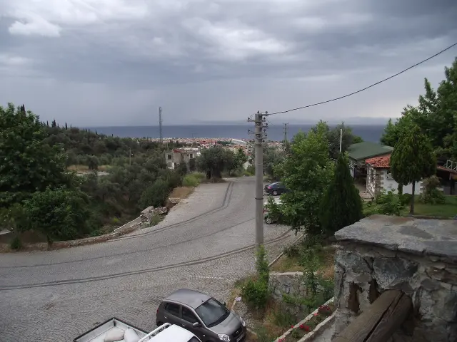 Altınoluk’tan bir görünüm