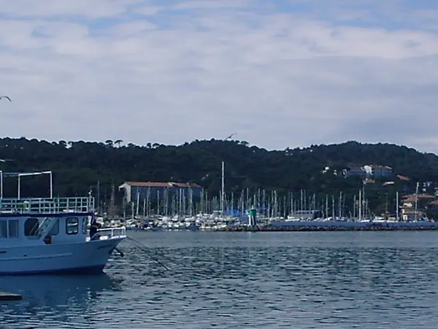Ayvalık’ta marina ve sahil
