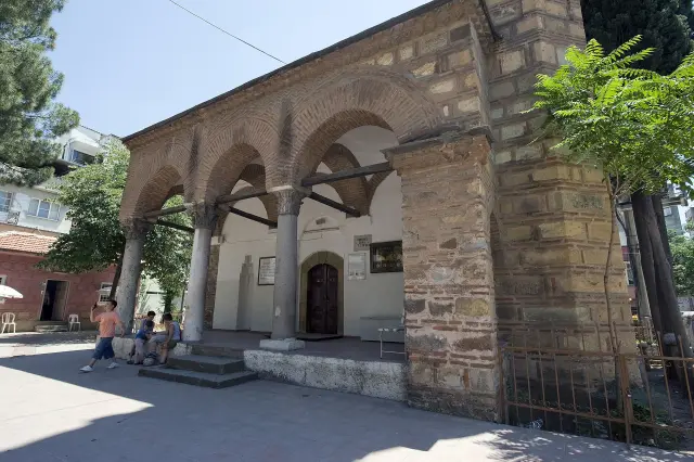 Edremit’teki Kurşunlu Camii