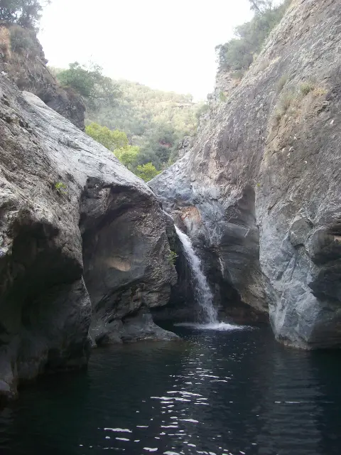 Mıhlı Şelalesi